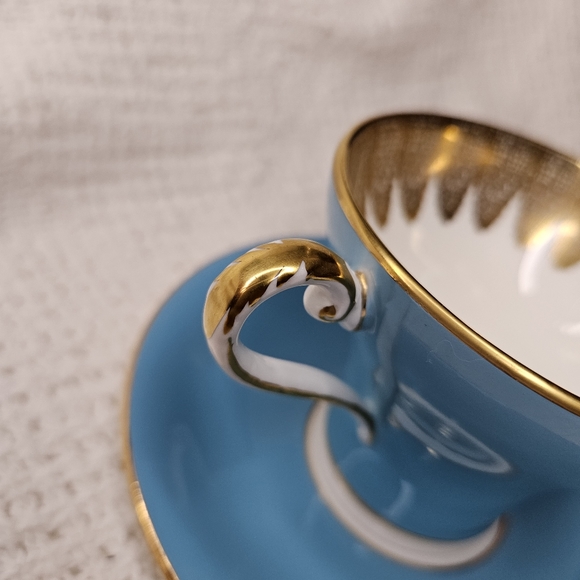 Aynsley England Turquoise Vintage Teacup Saucer Gold Filigree Corset Design RARE - Picture 14 of 16